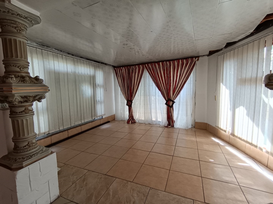 5 Bedroom Property for Sale in Hospitaalpark Free State